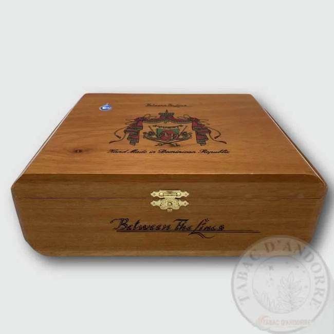 Cigare Arturo Fuente Hemingway – Between The Lines C/25