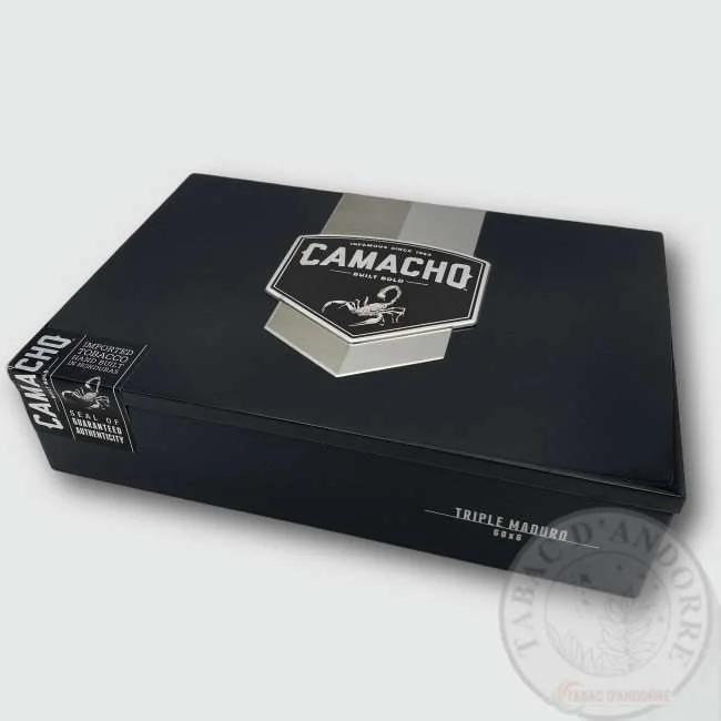 Cigare Camacho Triple Maduro – 60 x 6 C/20