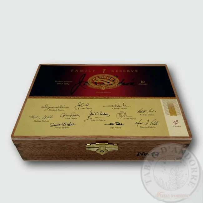 Cigare Padrón Family Reserve – Nº45 Natural C/10